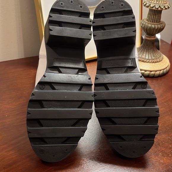 Enjoiya Dana White Leather Heeled Ankle Boots size 6.5 US 37 EUC - Picture 11 of 14